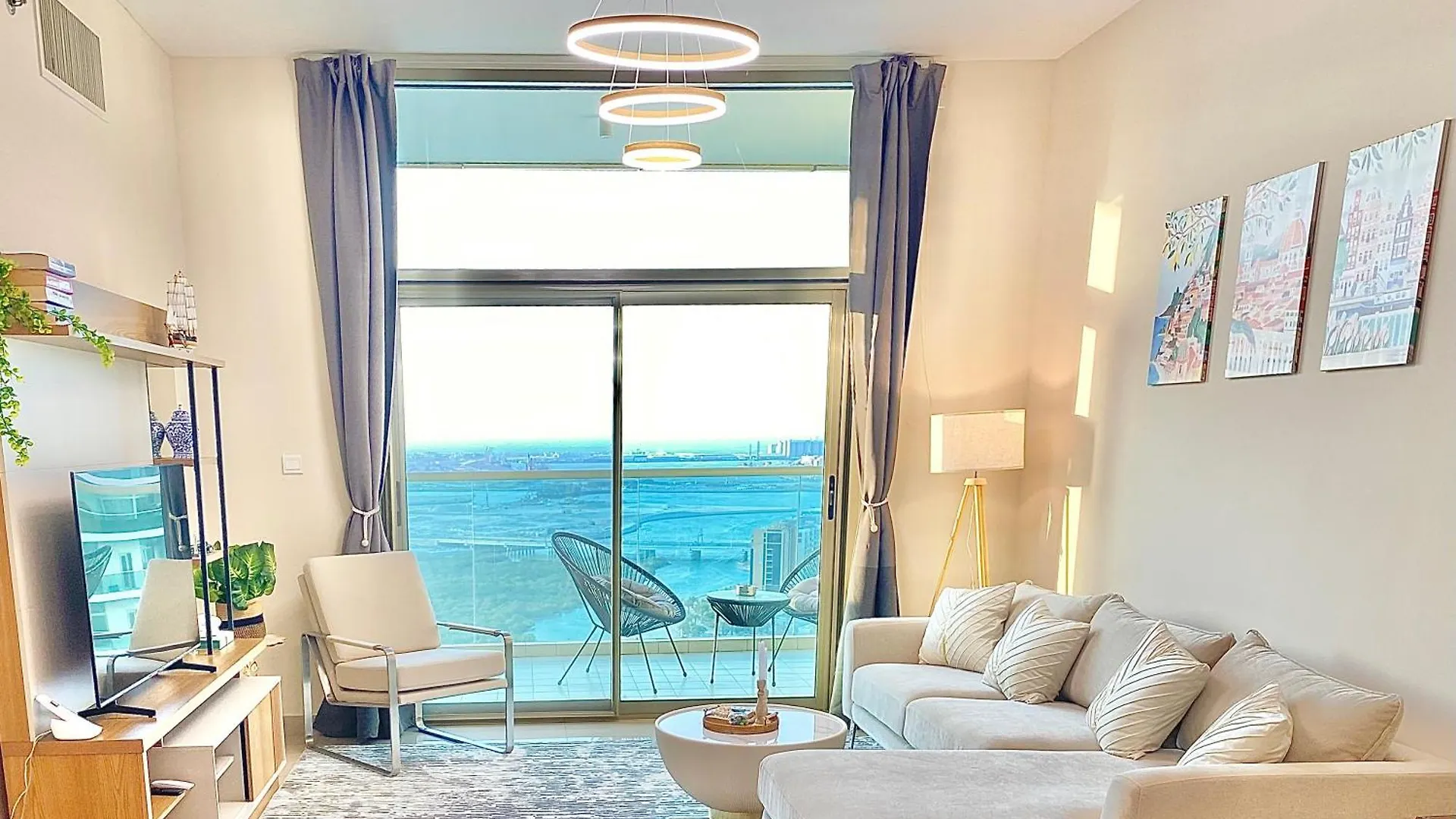 Top Floor Luxury Apartment With Beautiful Views Αμπού Ντάμπι