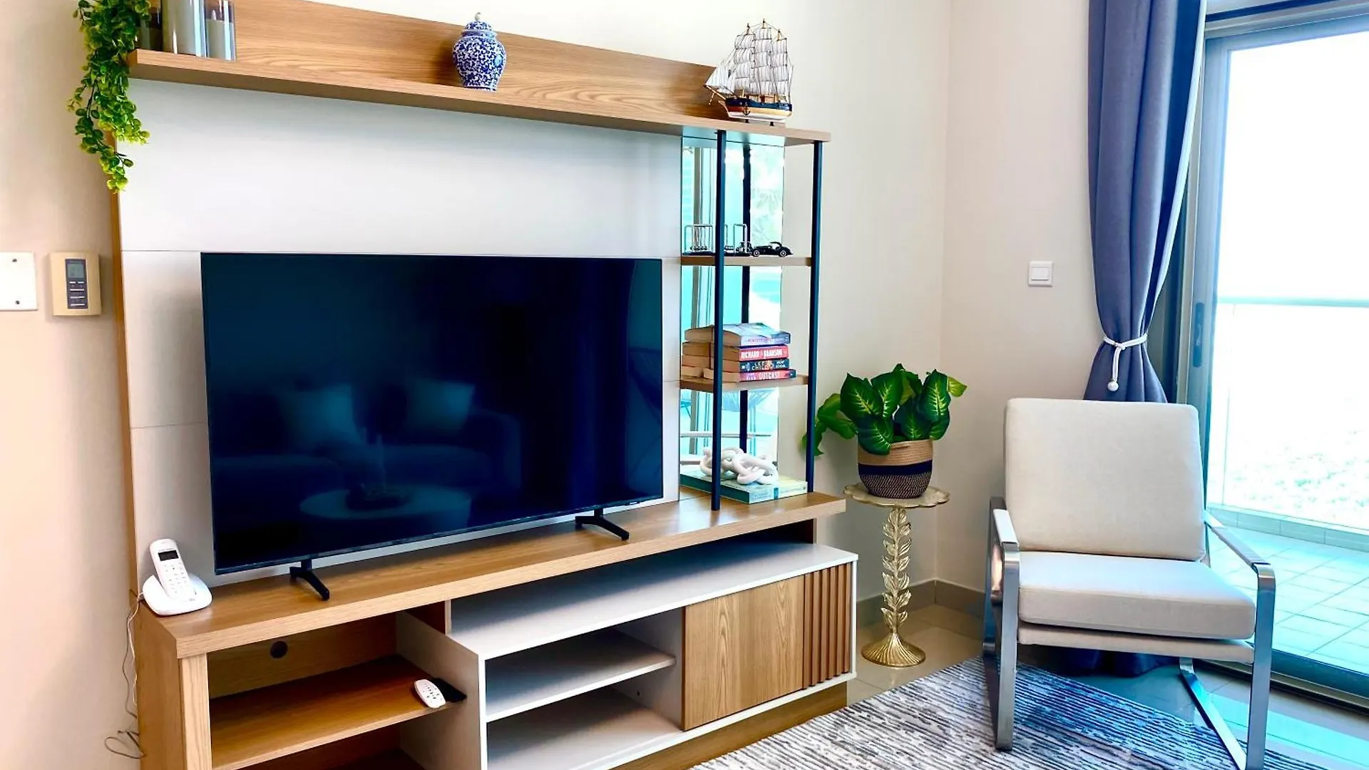 Top Floor Luxury Apartment With Beautiful Views Αμπού Ντάμπι